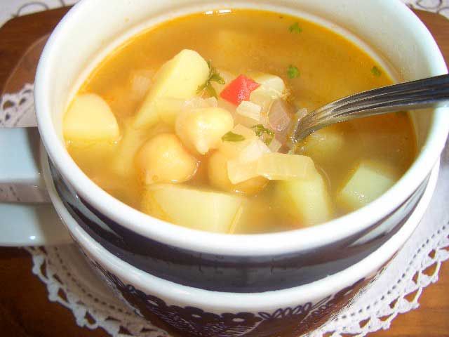 ひよこ豆と野菜のスープ　
